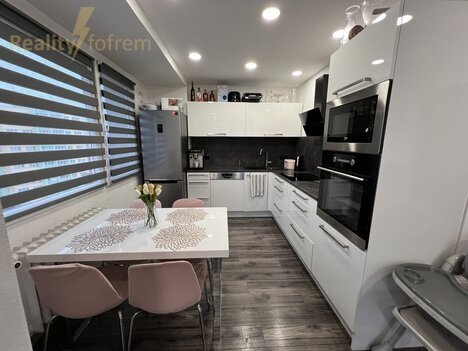 Prodej bytu 4+kk, 82 m² – Nádražní 2775/145, Moravská Ostrava